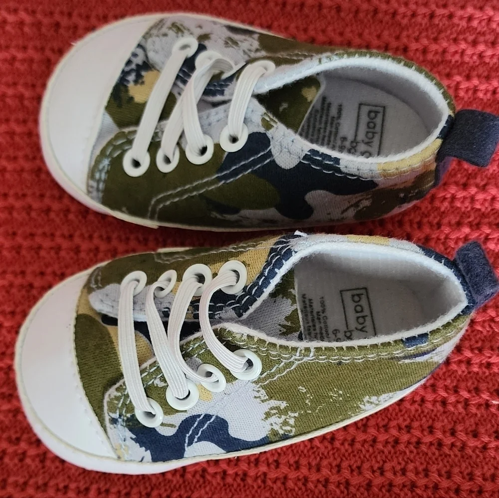 Baby Gear Infant Boy Slip-on Soft Sole Camouflage Pattern Sneakers Sz 6-9 Months